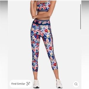 NEW Johnny Was Active Otti Bee Active Capri Leggings Small A0423-4 NWT